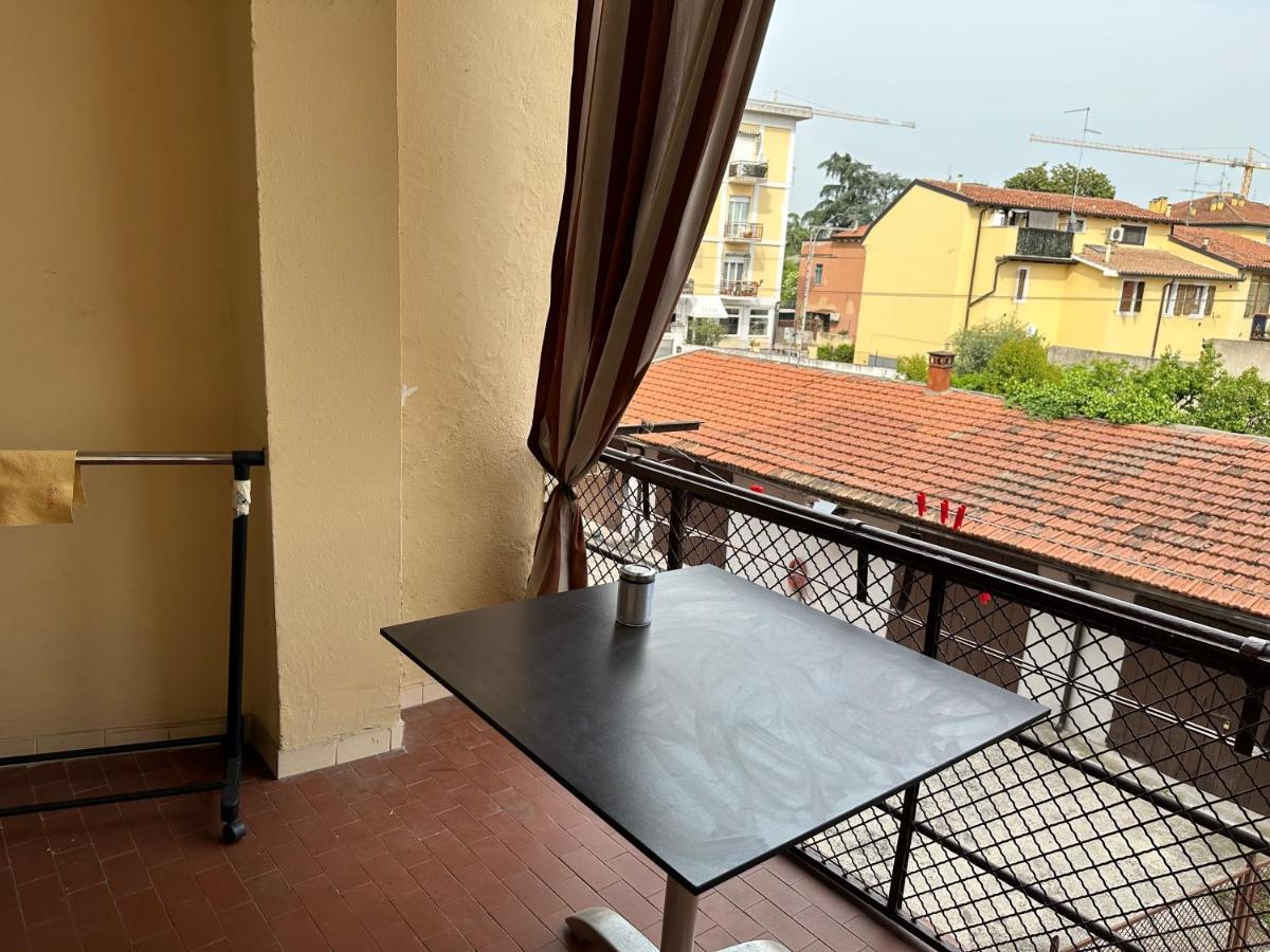 Appartamento Via Centro Verona Bagian luar foto